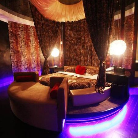 We Love Hotel Shanghai Esterno foto
