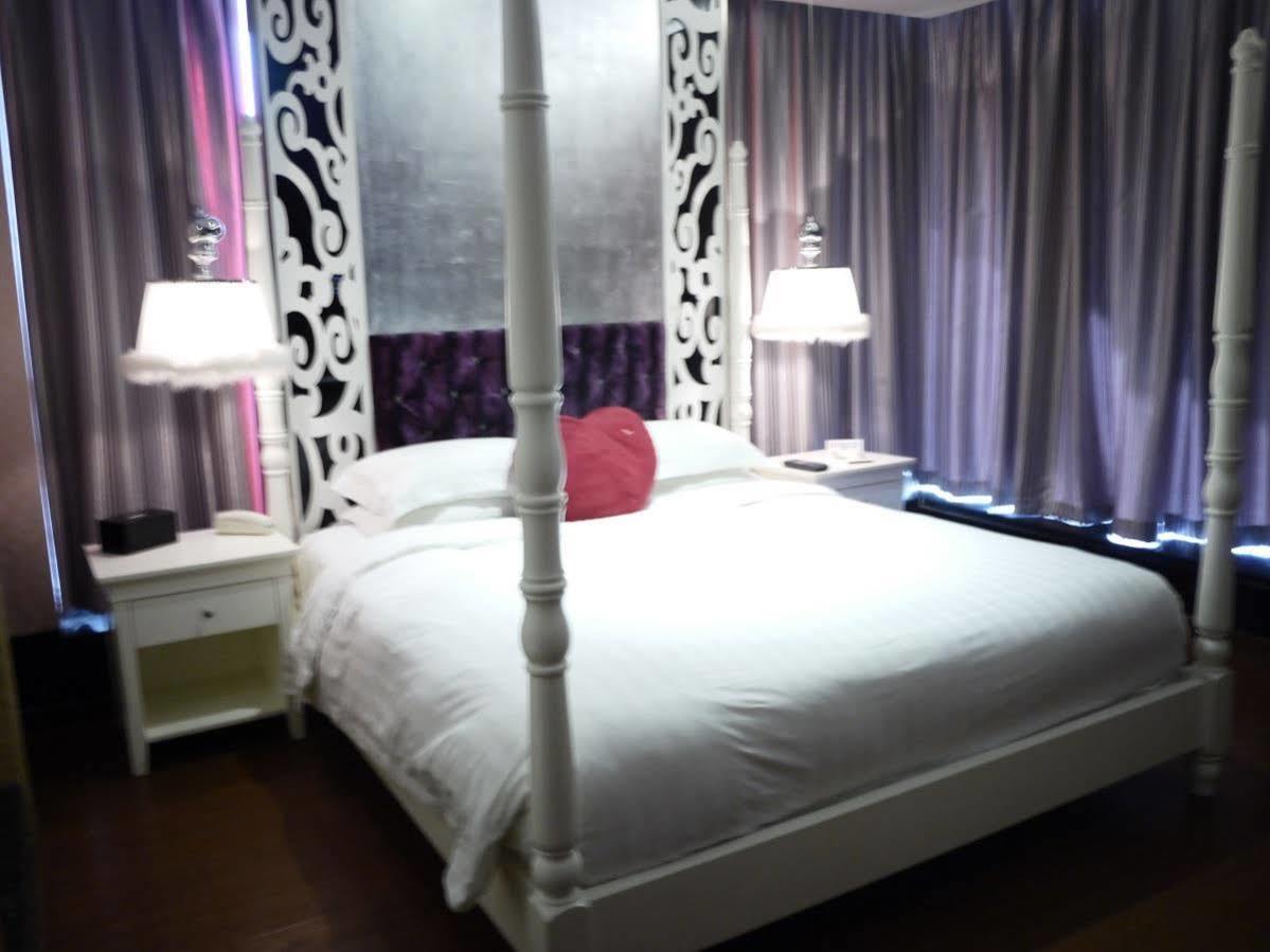 We Love Hotel Shanghai Esterno foto